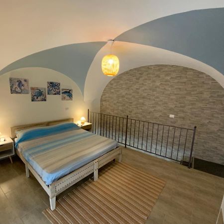 Nuovissimo Appartamento Indipendente Al Centro !! Catania Eksteriør billede