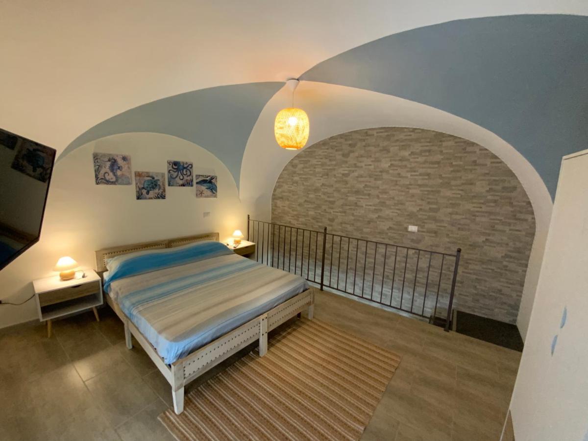Nuovissimo Appartamento Indipendente Al Centro !! Catania Eksteriør billede